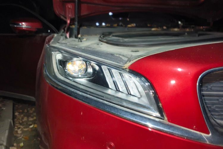 Used Geely Auto Emgrand GT 2018 1.5T MHEV Yaozun Edition Right Front Headlight