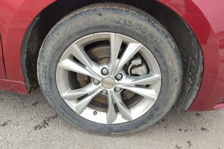 Used Geely Auto Emgrand GT 2018 1.5T MHEV Yaoxiang Edition Right Front Wheel Hub