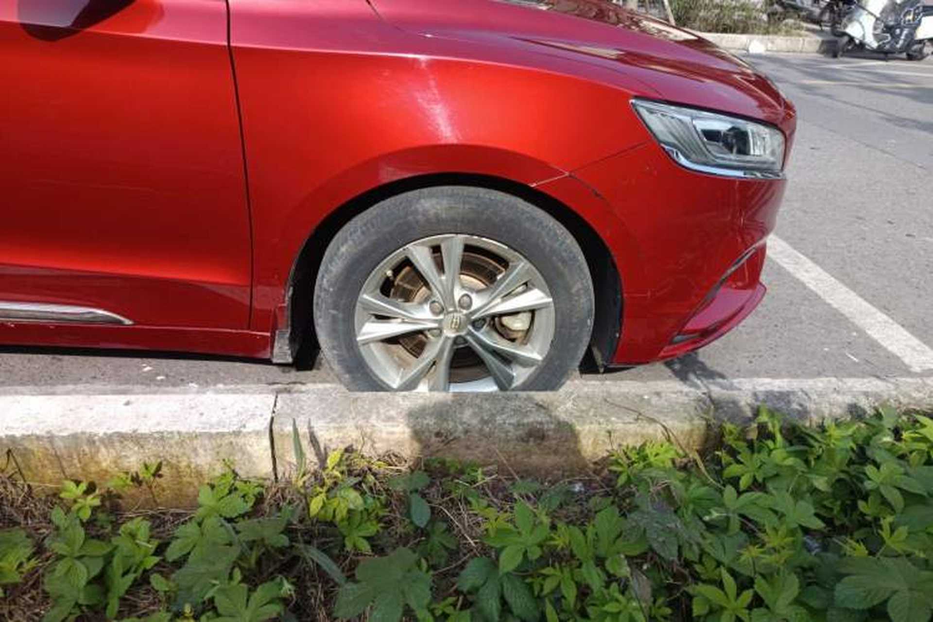 Used Geely Auto Emgrand GT 2018 1.5T MHEV YAOCHI Edition Right Front Wheel Hub