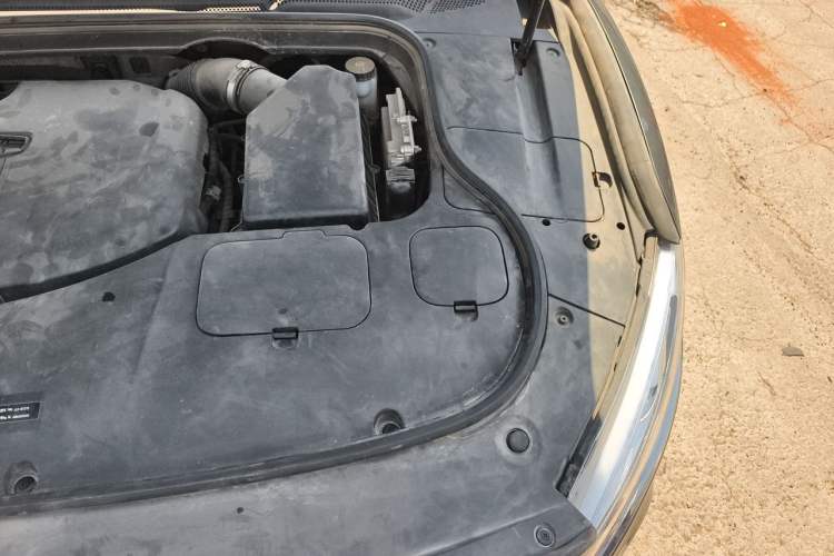 Used Geely Auto Emgrand GT 2018 1.5T MHEV Yaoxiang Edition Engine Bay Left