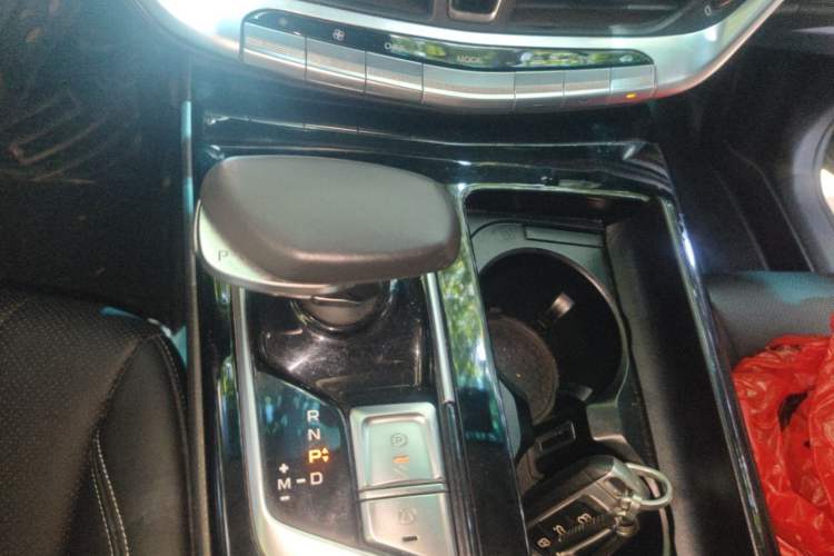 Used Geely Auto Emgrand GT 2018 1.5T MHEV Yaoxiang Edition Gear Lever