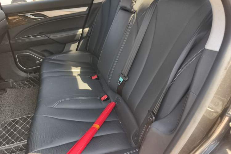 Used Geely Auto Emgrand GT 2018 1.5T MHEV Yaoxiang Edition Left Rear Seat