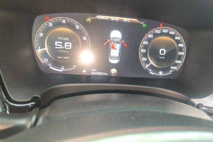 Used Geely Auto Emgrand GT 2018 1.5T MHEV Yaoxiang Edition Odometer Close Up