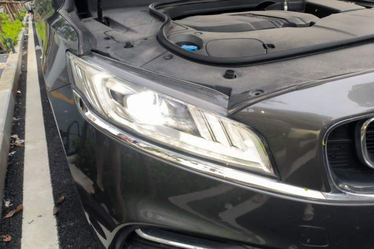 Used Geely Auto Emgrand GT 2018 1.5T MHEV Yaoxiang Edition Right Front Headlight