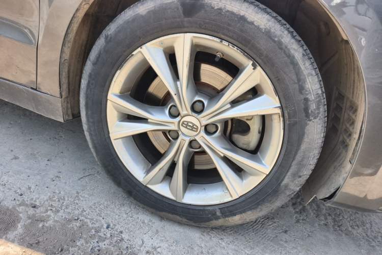 Used Geely Auto Emgrand GT 2018 1.5T MHEV Yaoxiang Edition Right Front Wheel Hub