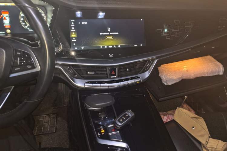 Used Geely Auto Emgrand GT 2018 1.5T MHEV Yaoxiang Edition Audio And AC Panel