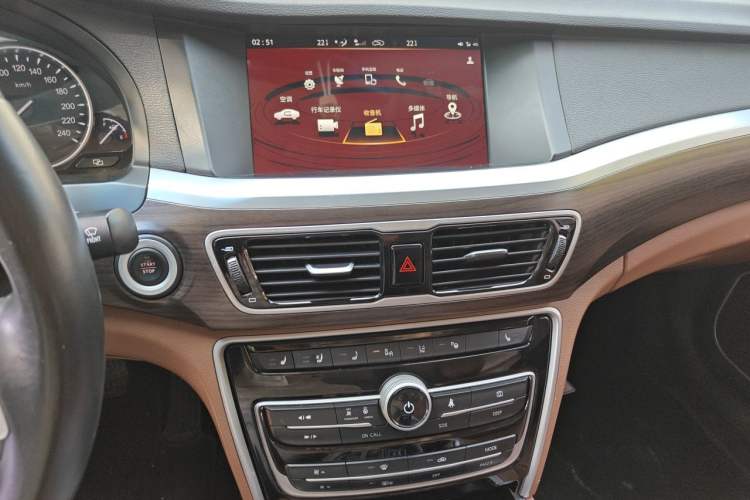 Used Geely Auto Emgrand GT 2018 1.8T Zunshang Zhiling Edition Audio And AC Panel
