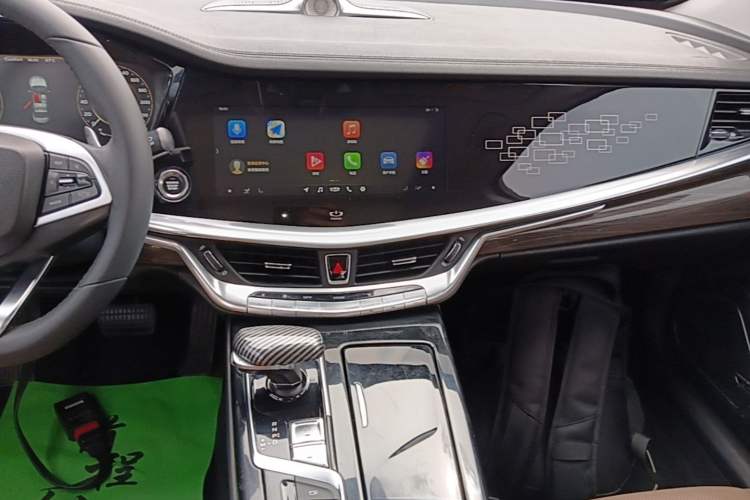 Used Geely Auto Emgrand GT 2018 1.5T MHEV Yaozun Edition Audio And AC Panel