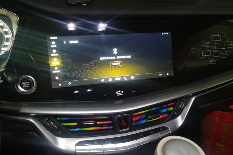 Used Geely Auto Emgrand GT 2018 1.5T MHEV Yaoxiang Edition Audio And AC Panel