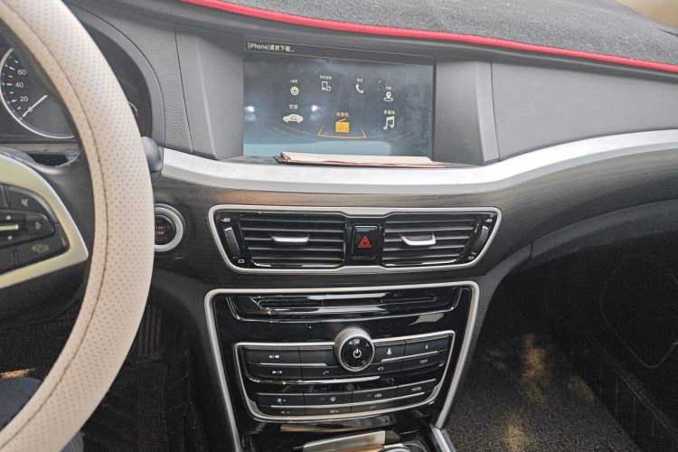 Used Geely Auto Emgrand GT 2018 1.8T Zunshang Zhiling Edition Audio And AC Panel