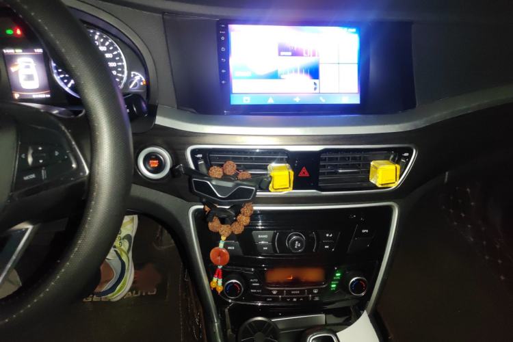Used Geely Auto Emgrand GT 2018 1.8T Comfort Smart Leading Edition Audio And AC Panel