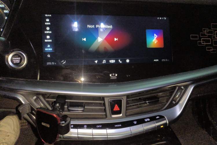 Used Geely Auto Emgrand GT 2018 1.5T MHEV Yaoxiang Edition Audio And AC Panel