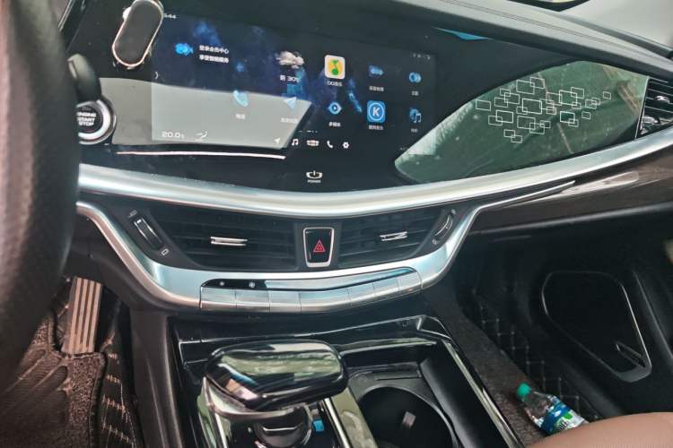 Used Geely Auto Emgrand GT 2018 1.5T MHEV Yaozhi Edition Audio And AC Panel