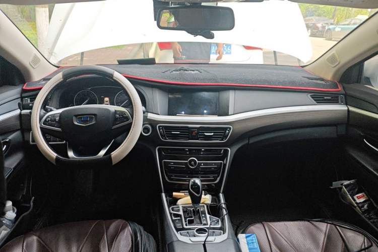 Used Geely Auto Emgrand GT 2018 1.8T Zunshang Zhiling Edition Center Console
