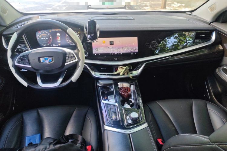 Used Geely Auto Emgrand GT 2018 1.5T MHEV Yaoxiang Edition Center Console