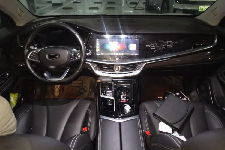 Used Geely Auto Emgrand GT 2018 1.5T MHEV Yaoxiang Edition Center Console