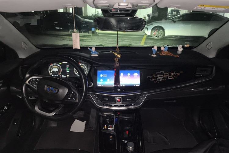 Used Geely Auto Emgrand GT 2018 1.5T MHEV Yaoxiang Edition Center Console