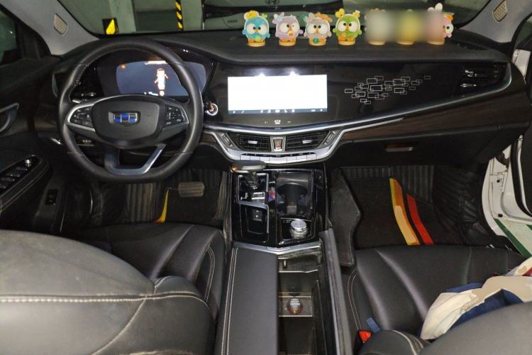 Used Geely Auto Emgrand GT 2018 1.5T MHEV Yaoxiang Edition Center Console