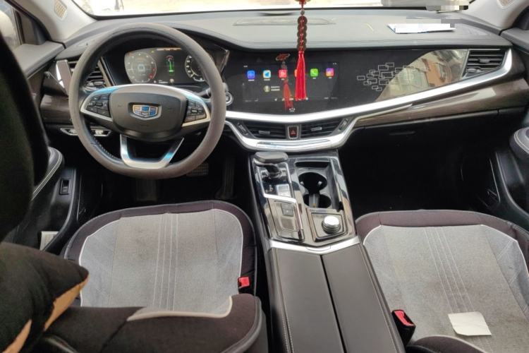Used Geely Auto Emgrand GT 2018 1.5T MHEV Yaoxiang Edition Center Console