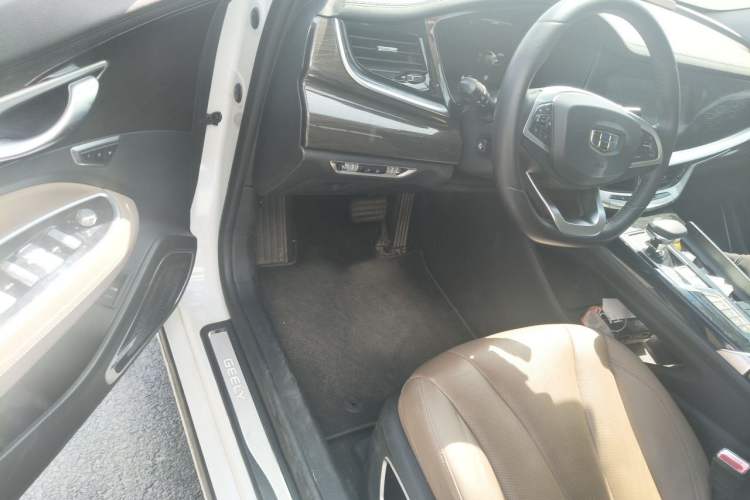 Used Geely Auto Emgrand GT 2018 1.5T MHEV Yaozun Edition Driver Seat