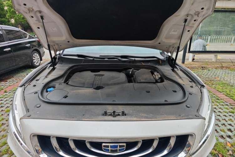 Used Geely Auto Emgrand GT 2018 1.5T MHEV Yaoxiang Edition Engine Bay