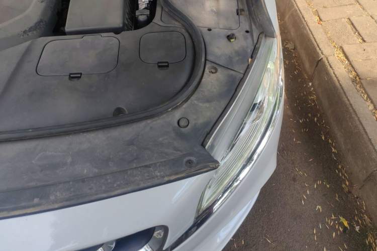Used Geely Auto Emgrand GT 2018 1.5T MHEV Yaozun Edition Engine Bay Left