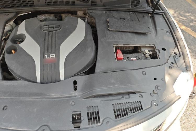 Used Geely Auto Emgrand GT 2018 1.8T Zunshang Zhiling Edition Engine Bay Left