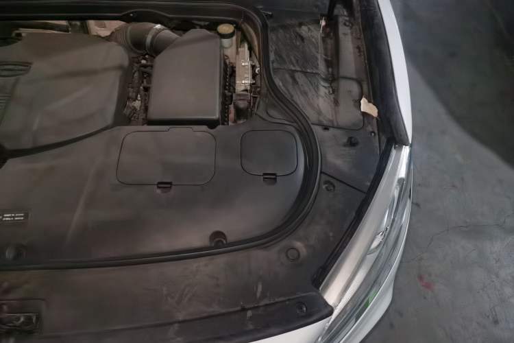 Used Geely Auto Emgrand GT 2018 1.5T MHEV Yaoxiang Edition Engine Bay Left