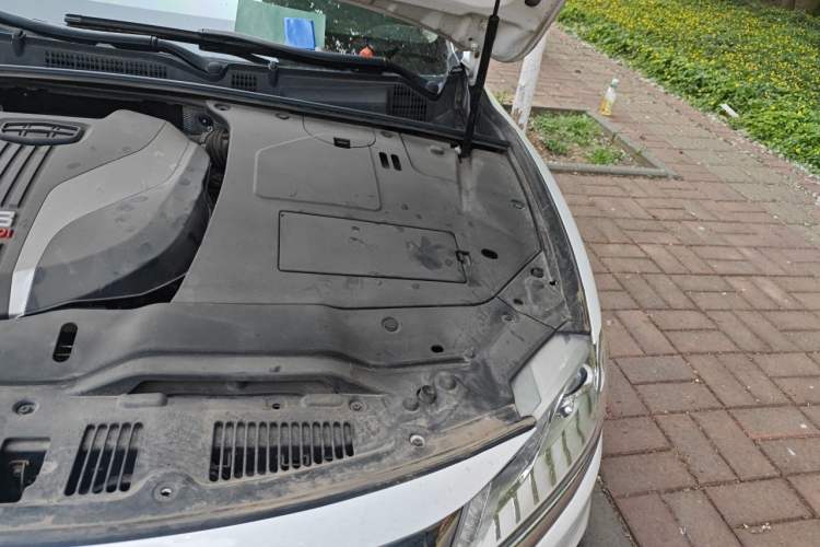 Used Geely Auto Emgrand GT 2018 1.8T Zunshang Zhiling Edition Engine Bay Left
