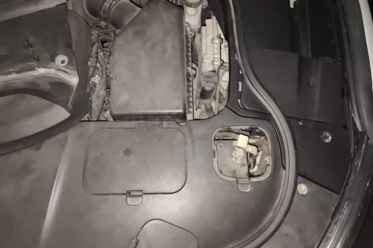 Used Geely Auto Emgrand GT 2018 1.5T MHEV Yaoxiang Edition Engine Bay Left