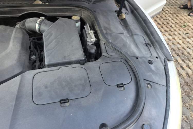 Used Geely Auto Emgrand GT 2018 1.5T MHEV Yaoxiang Edition Engine Bay Left