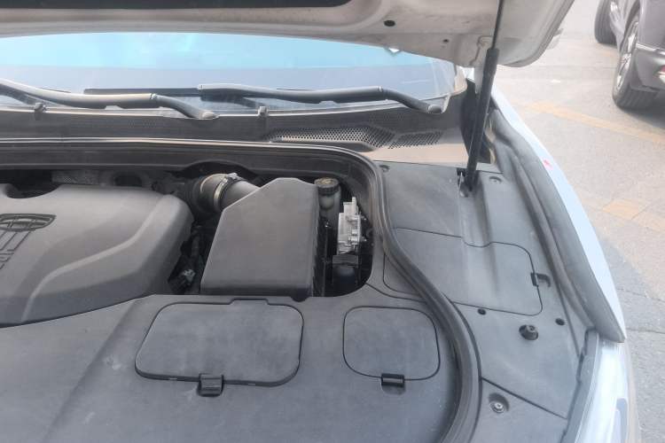 Used Geely Auto Emgrand GT 2018 1.5T MHEV Yaozun Edition Engine Bay Left