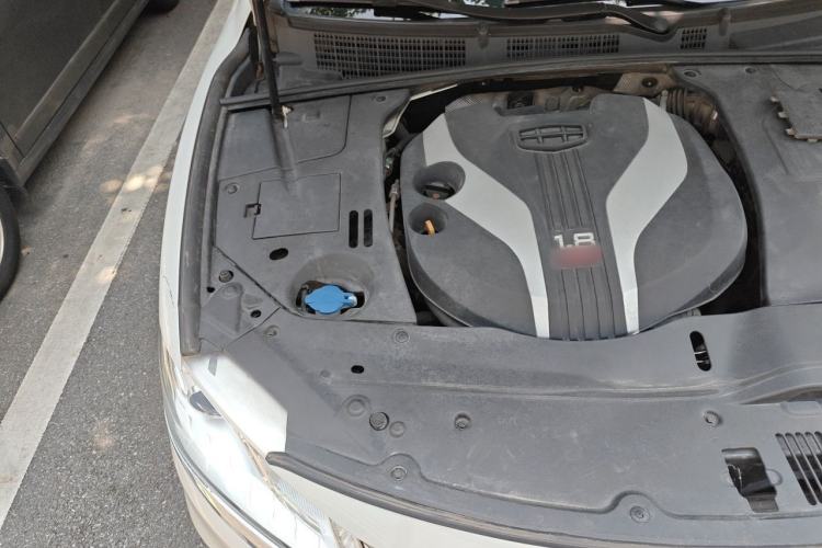 Used Geely Auto Emgrand GT 2018 1.8T Zunshang Zhiling Edition Engine Bay Right
