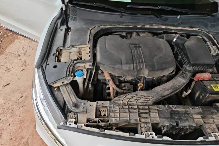 Used Geely Auto Emgrand GT 2018 1.5T MHEV YAOCHI Edition Engine Bay Right