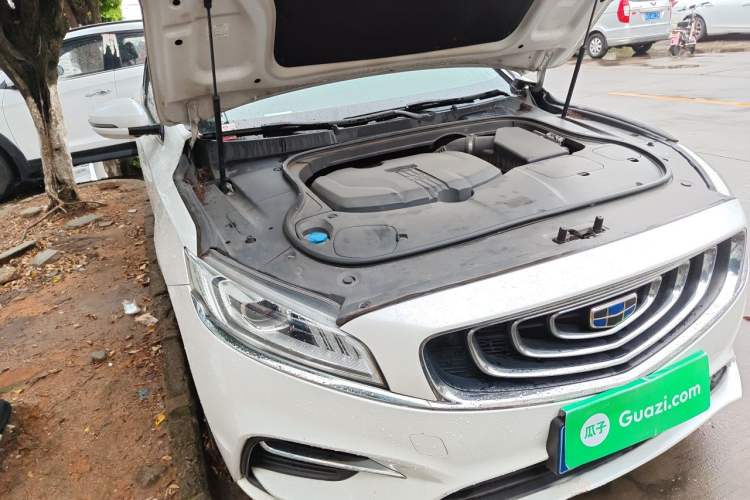 Used Geely Auto Emgrand GT 2018 1.5T MHEV Yaoxiang Edition Engine Bay Right