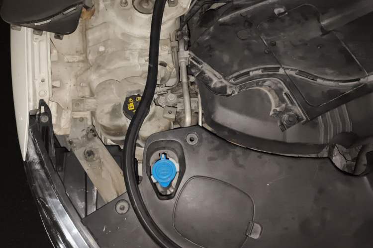 Used Geely Auto Emgrand GT 2018 1.5T MHEV Yaoxiang Edition Engine Bay Right