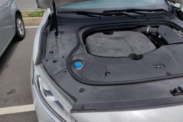 Used Geely Auto Emgrand GT 2018 1.5T MHEV Yaoxiang Edition Engine Bay Right