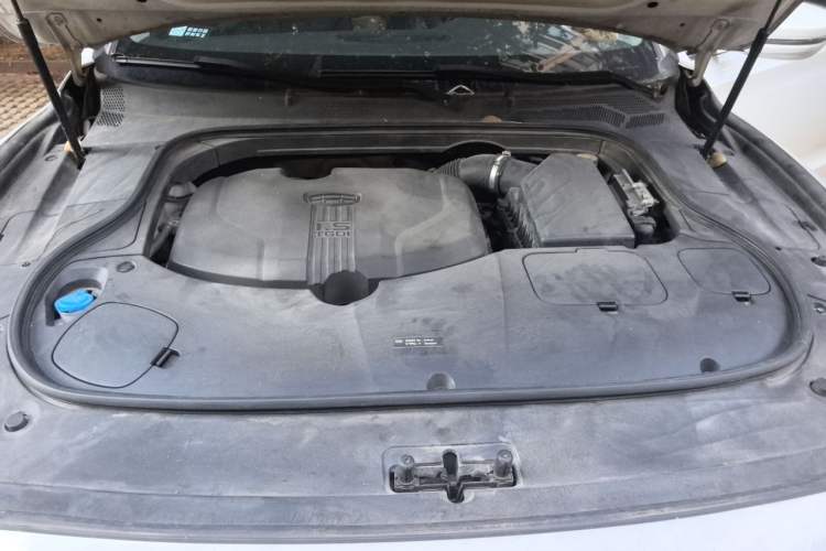 Used Geely Auto Emgrand GT 2018 1.5T MHEV Yaoxiang Edition Engine Bay