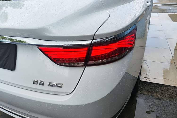 Used Geely Auto Emgrand GT 2018 1.5T MHEV YAOCHI Edition Exterior 1
