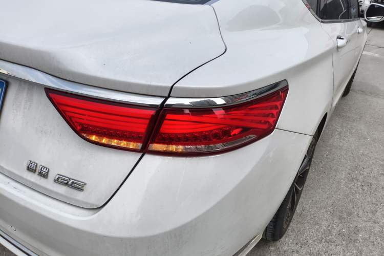 Used Geely Auto Emgrand GT 2018 1.5T MHEV Yaozhi Edition Exterior 3