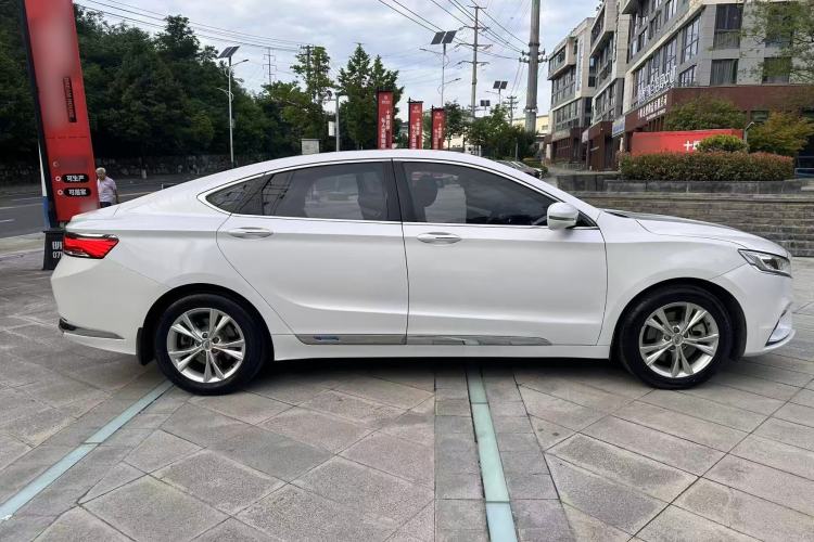 Used Geely Auto Emgrand GT 2018 1.5T MHEV Shining Edition Exterior 6