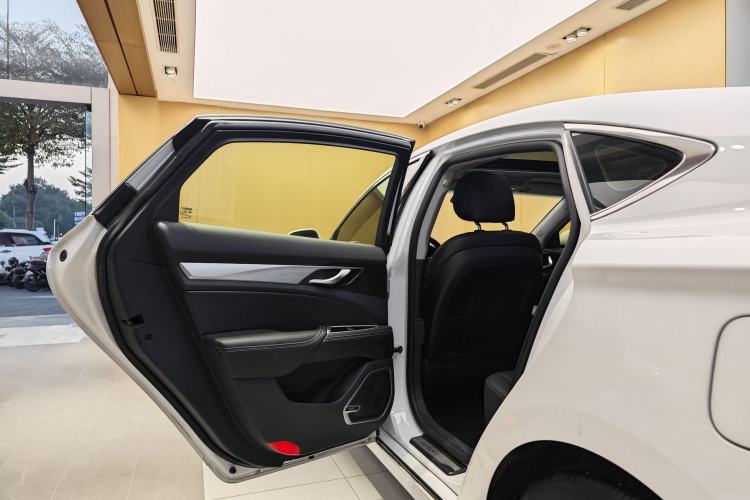 Used Geely Auto Emgrand GT 2018 1.5T MHEV Yaoxiang Edition Exterior 9