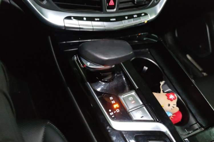 Used Geely Auto Emgrand GT 2018 1.5T MHEV Yaoxiang Edition Gear Lever