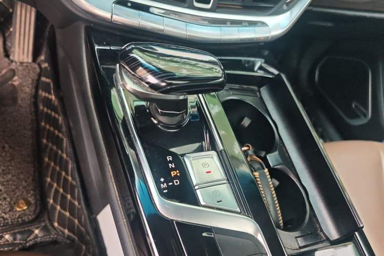 Used Geely Auto Emgrand GT 2018 1.5T MHEV Yaozhi Edition Gear Lever