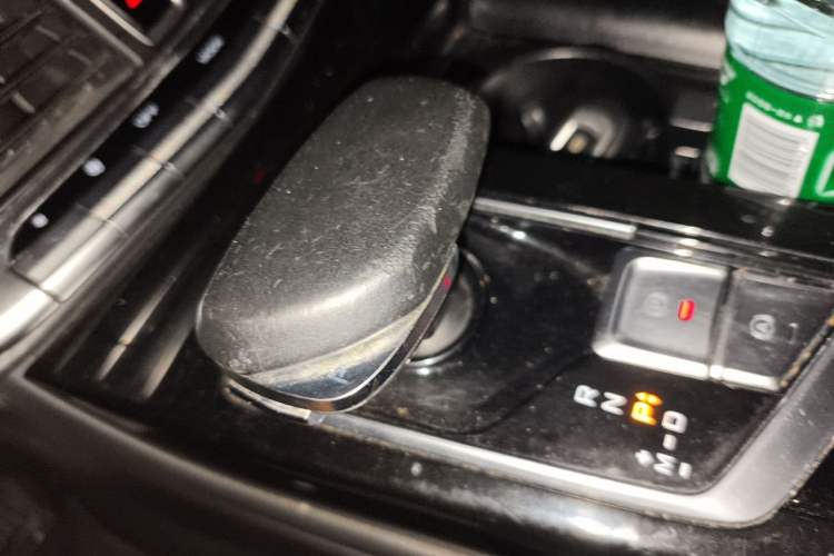 Used Geely Auto Emgrand GT 2018 1.5T MHEV Yaoxiang Edition Gear Lever