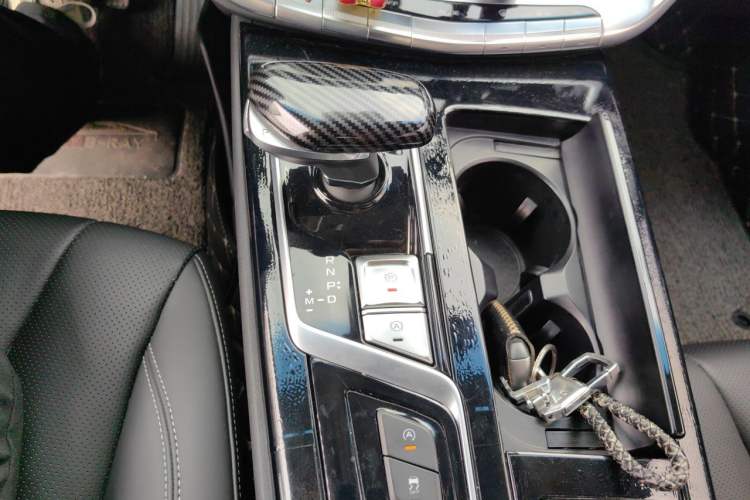 Used Geely Auto Emgrand GT 2018 1.5T MHEV Yaoxiang Edition Gear Lever
