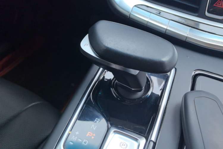 Used Geely Auto Emgrand GT 2018 1.5T MHEV Yaoxiang Edition Gear Lever
