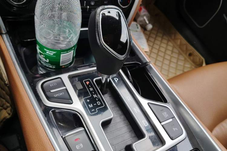 Used Geely Auto Emgrand GT 2018 1.8T Comfort Smart Leading Edition Gear Lever