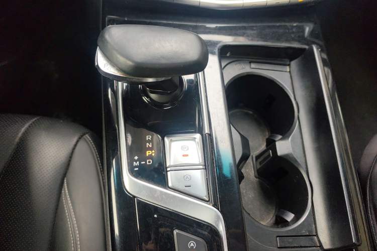 Used Geely Auto Emgrand GT 2018 1.5T MHEV Yaoxiang Edition Gear Lever