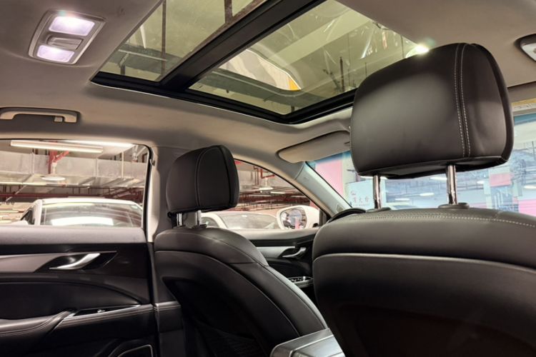 Used Geely Auto Emgrand GT 2018 1.5T MHEV Yaoxiang Edition Headliner